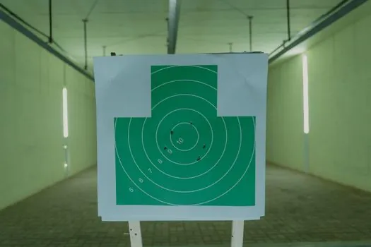 what is a sputtering target and how does it deposit thin films? - Sputtering Method Comparison: DC, RF, Reactive, and Magnetron