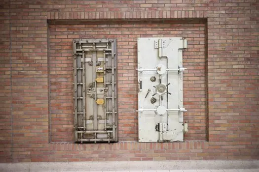 access control system standalone door lock vs networked system - Failure Modes and Limits You Will Hit on Day One