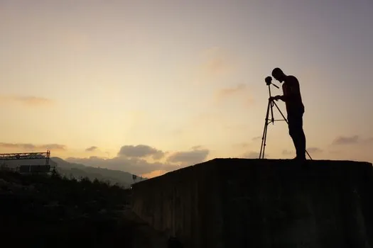 transit vs theodolite terminology and telescope transiting - Field Setup Steps Common to Both Transits and Theodolites