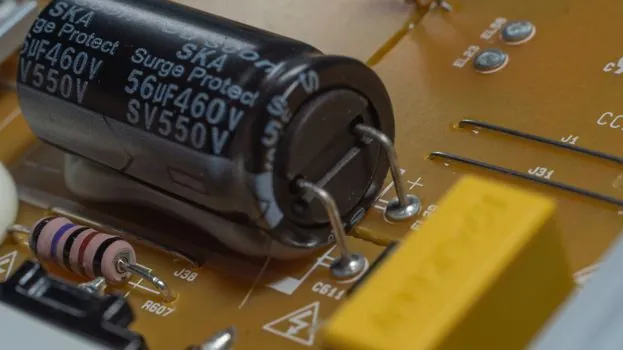 how does a multifunction process calibrator source and read a loop at once? - Limits, Failure Modes, and What Trips Up a Good Calibrator