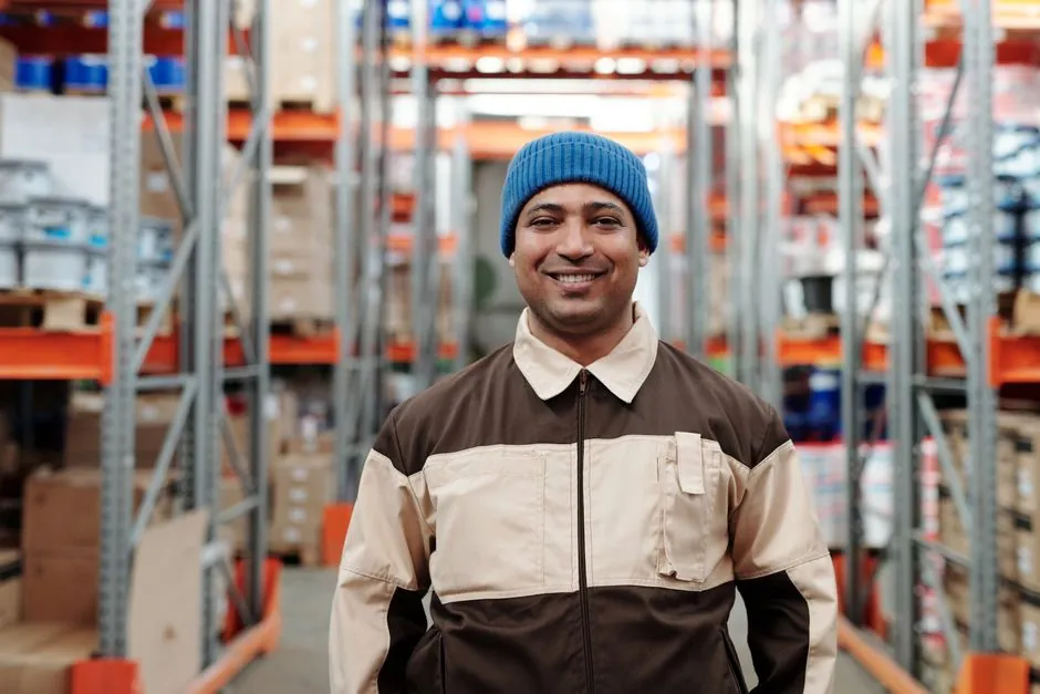 VLM vs Manual Shelving: Inventory Accuracy and Throughput Compared
