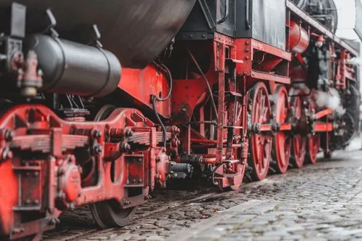 why do most bulldozers use tracks instead of wheels? - Decision rules a process engineer can hand to a fleet planner