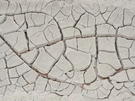 why does higher alumina purity increase hardness and wear resistance? - Failure Modes and Limitations